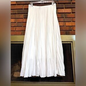 🛍️ND New Directions lightweight  Skirt with elastic waist and lining Size L